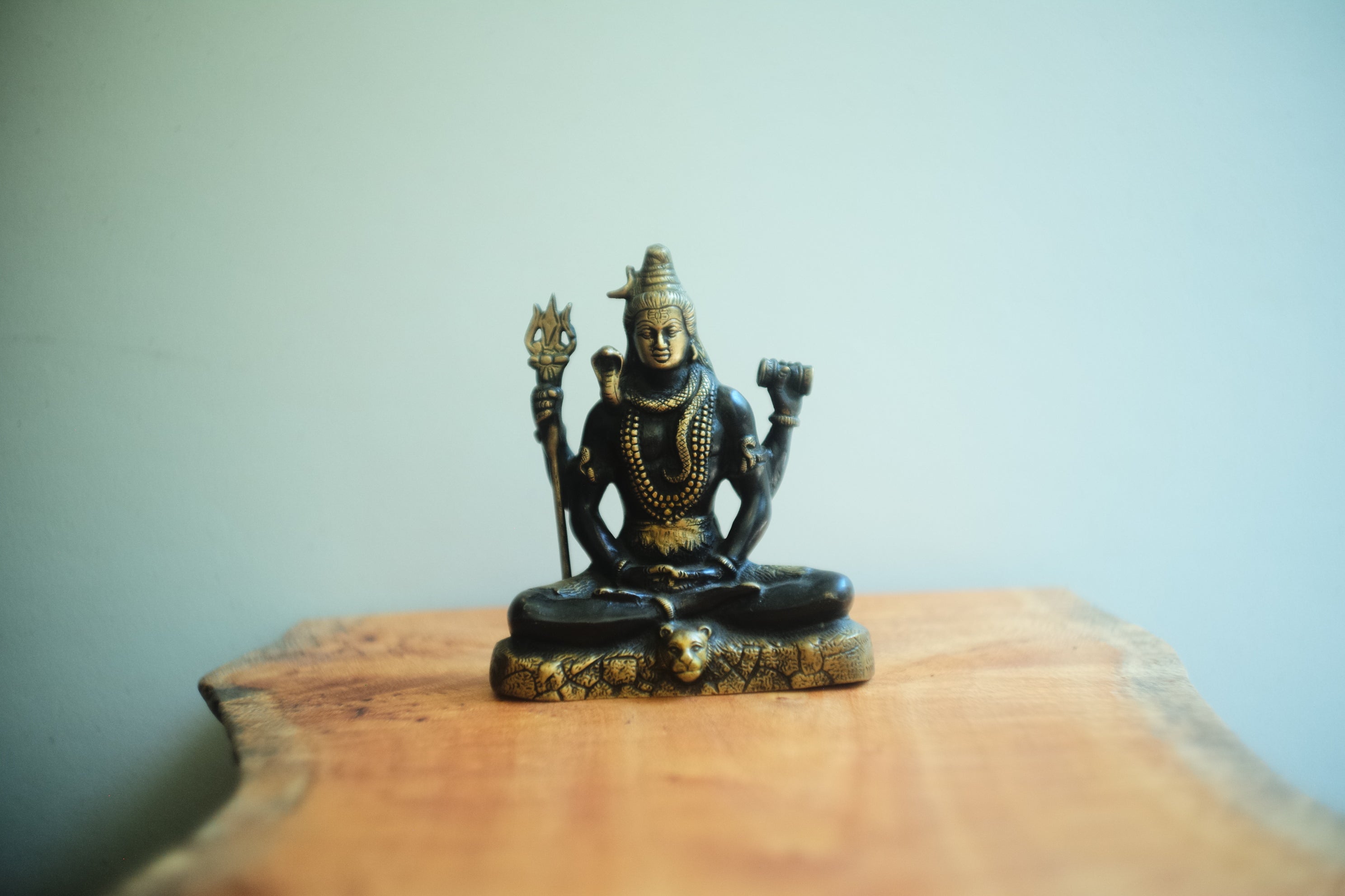 Śiva शिव